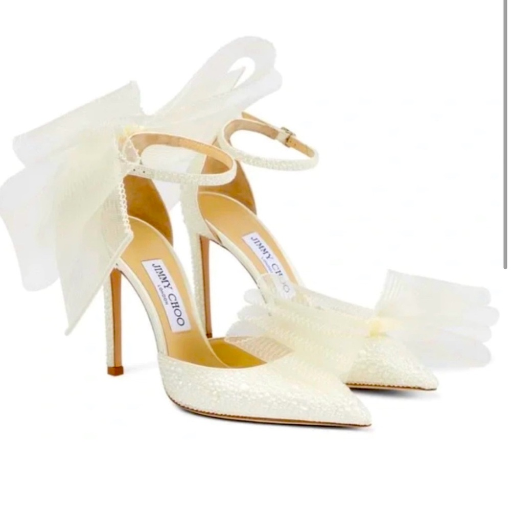Jimmy Choo Averly Bow-Trimmed Pumps 100